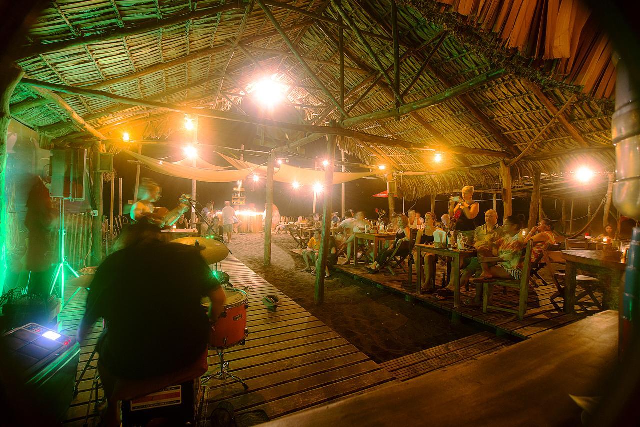 Hotel El Delfin Monterrico Buitenkant foto